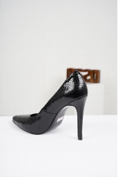 Hakiki Deri Siyah Rugan Baskılı Kadın Stiletto Ayakkabı 202110104