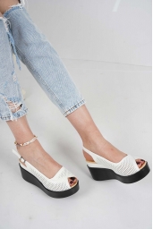 Hakiki Deri Beyaz Kadın Dolgu Topuk Sandalet 231229510