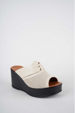 Hakiki Deri Bej Kadın Dolgu Topuklu Terlik 261229604