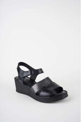 Hakiki Deri Siyah Kadın Dolgu Topuklu Sandalet 261245501