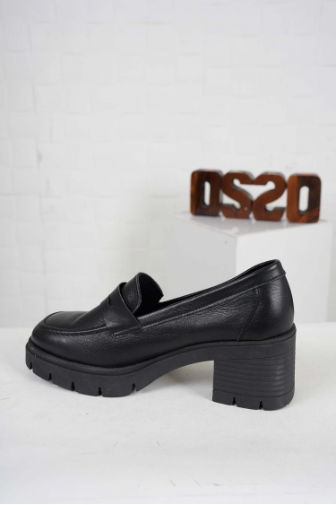 Hakiki Deri Siyah Kadın Topuklu Ayakkabı 242108104