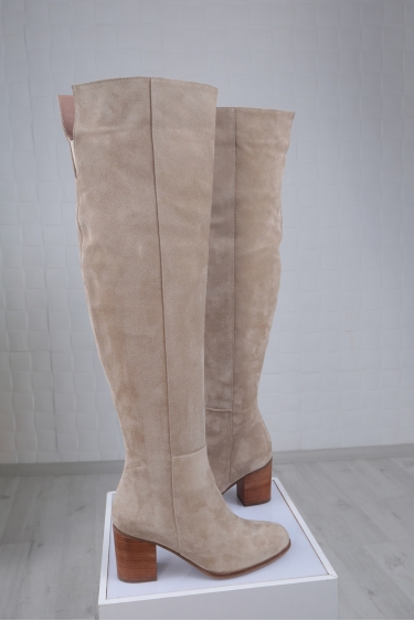 Hakiki Deri Bej Süet Kadın Topuklu Çizme 212110310