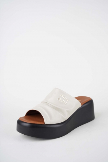 Hakiki Deri Bej Kadın Dolgu Topuklu Terlik 261114602