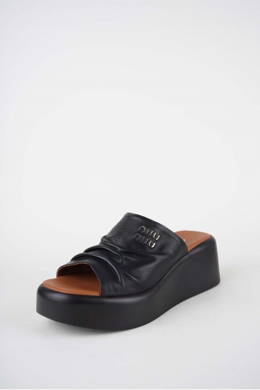 Hakiki Deri Siyah Kadın Dolgu Topuklu Terlik 261114602