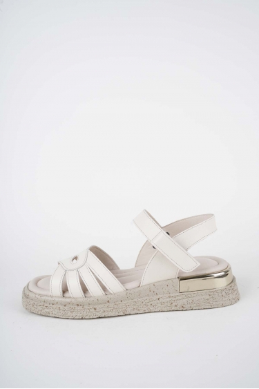 Hakiki Deri Bej Kadın Düz Sandalet 261118505