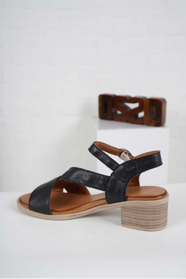 Hakiki Deri Siyah Kadın Topuklu Sandalet 241126503
