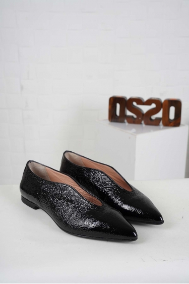 Hakiki Deri Siyah Kırışık Rugan Kadın Babet Ayakkabı 242127116