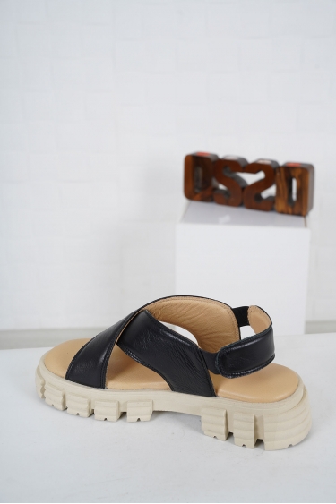 Hakiki Deri Siyah Kadın Spor Sandalet 231135502