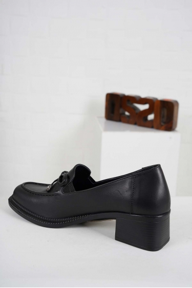 Hakiki Deri Siyah Kadın Topuklu Ayakkabı 241136101