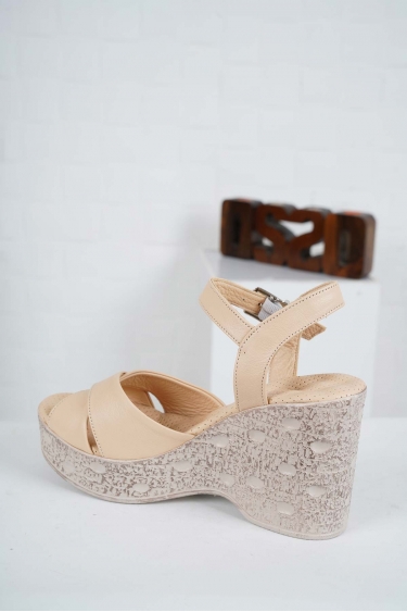 Hakiki Deri Yok Kadın Dolgu Topuk Sandalet 241136501