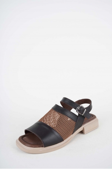 Kahve Kadın Düz Sandalet 261141510