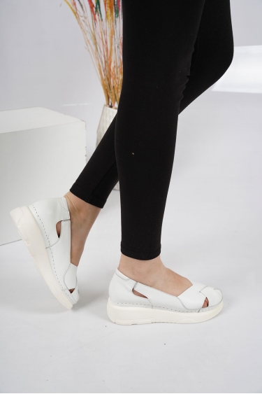 Hakiki Deri Beyaz Kadın Comfort Ayakkabı 221177105