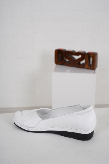 Hakiki Deri Beyaz Kadın Comfort Ayakkabı 222177102