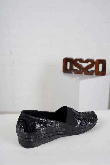 Hakiki Deri Siyah Yılan Baskı Kadın Comfort Ayakkabı 242177100