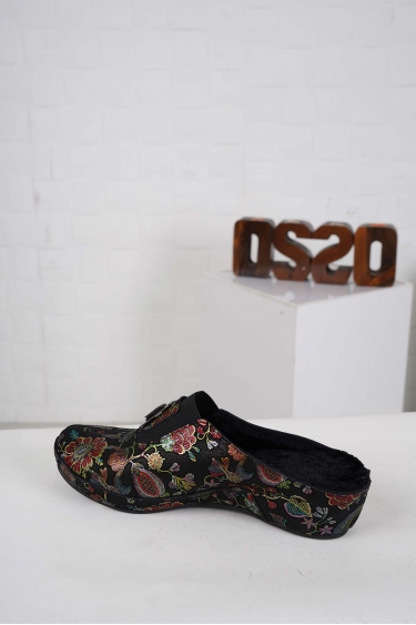 Hakiki Deri Kürklü Siyah Çiçekli Baskı Kadın Comfort Sabo 242177705