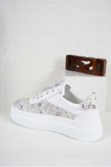 Hakiki Deri Beyaz Çiçekli-Beyaz Flt. Kadın Casual Ayakkabı 241186111