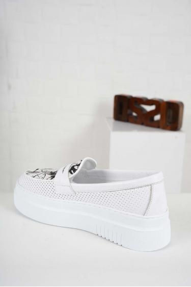 Hakiki Deri Beyaz Flt.-Beyaz_Siyah Baskılı Kadın Casual Ayakkabı 241186112