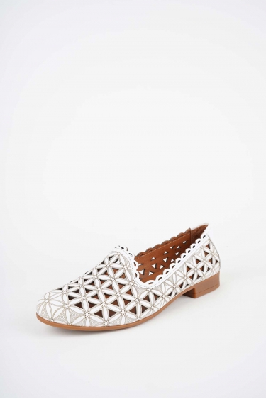 Hakiki Deri Beyaz Kadın Babet Ayakkabı 261214105