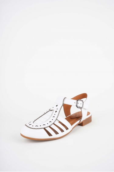 Hakiki Deri Beyaz Kadın Burun Kapalı Sandalet 261214507