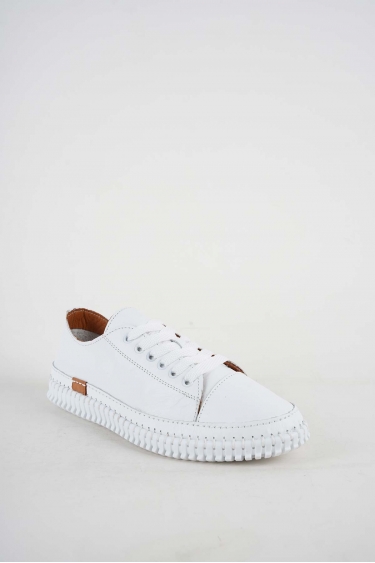 Hakiki Deri Beyaz Kadın Comfort Ayakkabı 251220103