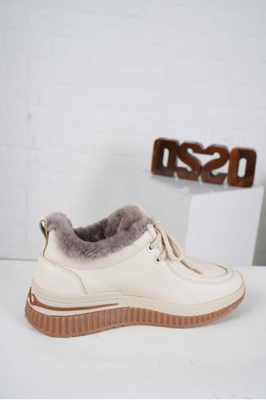 Hakiki Deri Kürklü Bej Floter Kadın Casual Ayakkabı 242225101