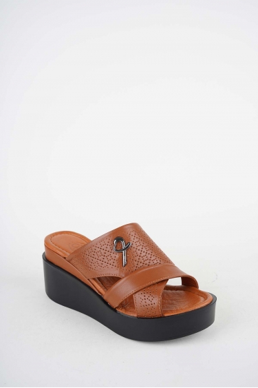 Hakiki Deri Yok Kadın Dolgu Topuklu Terlik 231229609