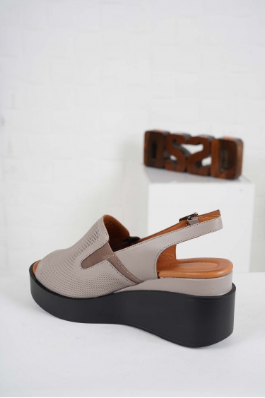 Hakiki Deri Vizon Kadın Dolgu Topuk Sandalet 241229501