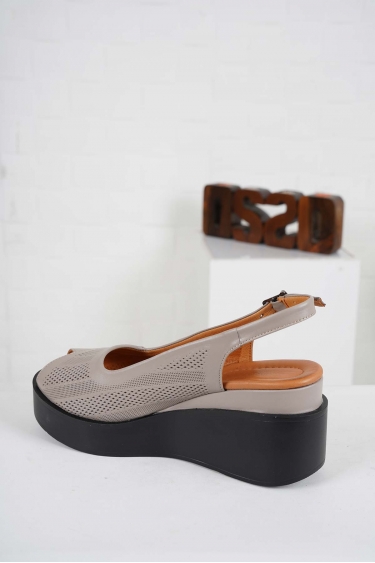 Hakiki Deri Vizon Kadın Dolgu Topuk Sandalet 241229510