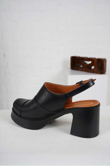 Hakiki Deri Siyah Kadın Topuklu Sandalet 241229514