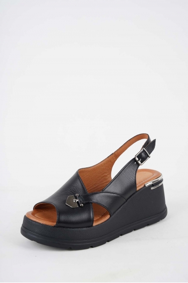 Hakiki Deri Siyah Kadın Dolgu Topuk Sandalet 251229506