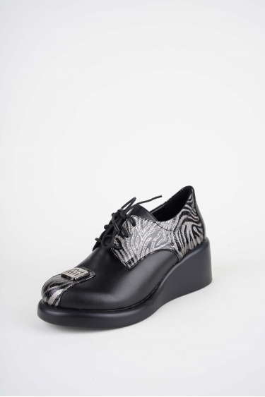 Hakiki Deri Siyah-Siyah Baskılı Kadın Dolgu Topuklu Ayakkabı 252229105