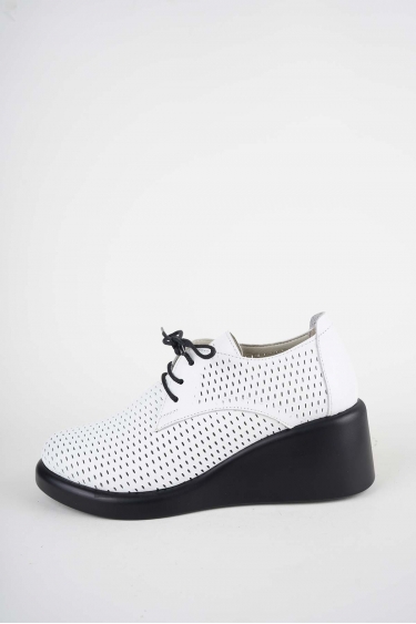 Hakiki Deri Beyaz Kadın Dolgu Topuklu Ayakkabı 261229102