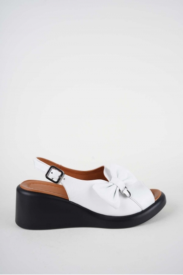 Hakiki Deri Beyaz Kadın Dolgu Topuklu Sandalet 261229508