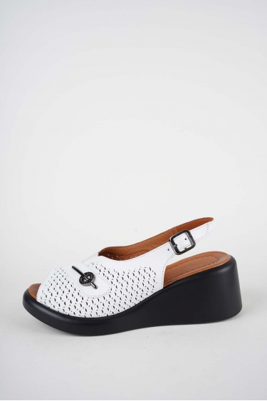 Hakiki Deri Beyaz Kadın Dolgu Topuklu Sandalet 261229509