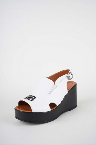 Hakiki Deri Beyaz Kadın Dolgu Topuklu Sandalet 261229512
