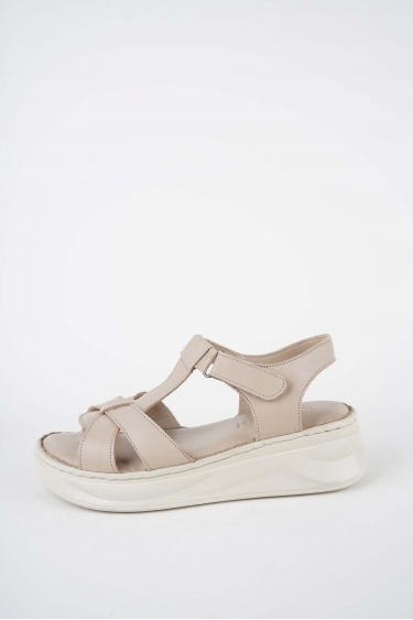 Hakiki Deri Bej Kadın Dolgu Topuklu Sandalet 261245506