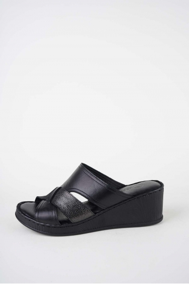 Hakiki Deri Siyah Kadın Dolgu Topuklu Terlik 261245602