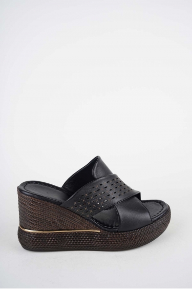 Hakiki Deri Yok Kadın Dolgu Topuklu Terlik 261504Z607