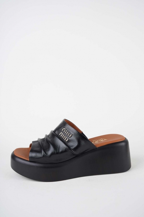 Hakiki Deri Siyah Kadın Dolgu Topuklu Terlik 261114602