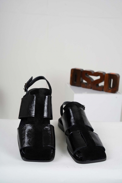Hakiki Deri Siyah Süet-Siyah Rugan Kadın Burun Kapalı Sandalet 241127509