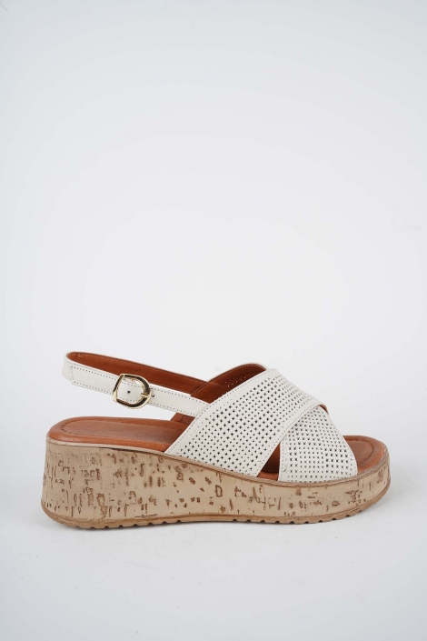 Hakiki Deri Bej Kadın Dolgu Topuklu Sandalet 261186501