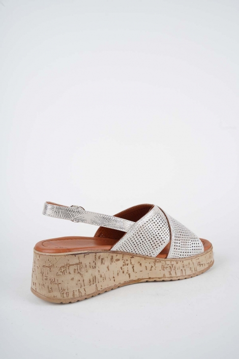 Hakiki Deri Bej Baskılı Kadın Dolgu Topuklu Sandalet 261186501