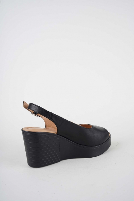 Hakiki Deri Siyah Kadın Dolgu Topuk Sandalet 261189502