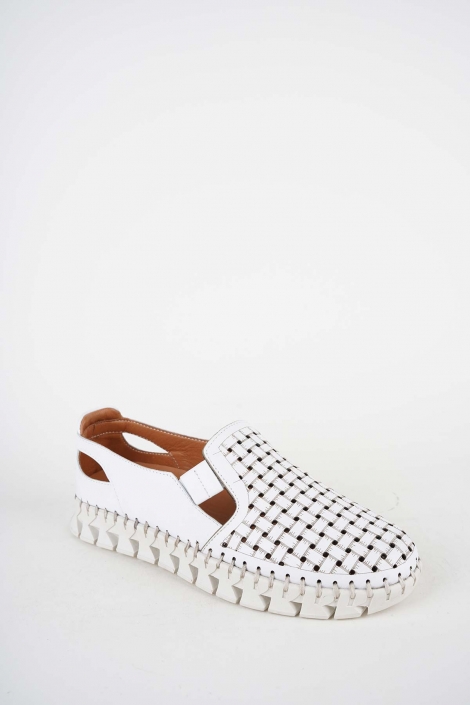 Hakiki Deri Beyaz Kadın Comfort Ayakkabı 251220116