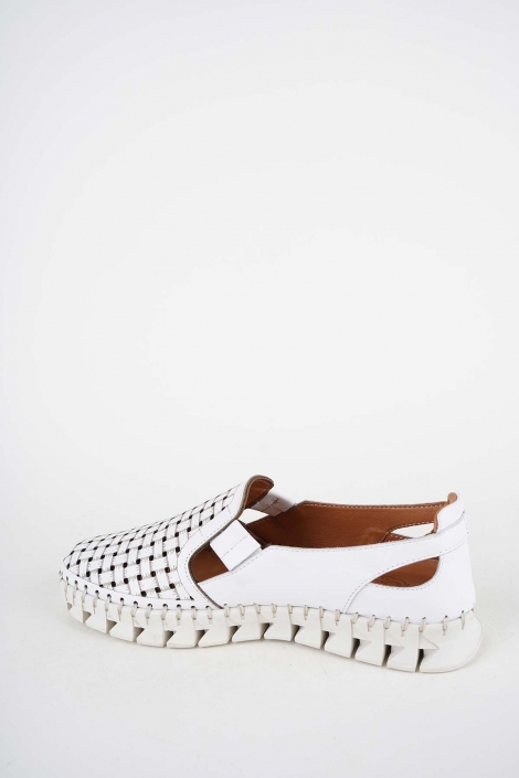 Hakiki Deri Beyaz Kadın Comfort Ayakkabı 251220116