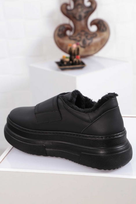 Hakiki Deri Mat Siyah Kadın Sneaker Ayakkabı 212225102