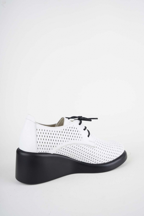 Hakiki Deri Beyaz Kadın Dolgu Topuklu Ayakkabı 261229102