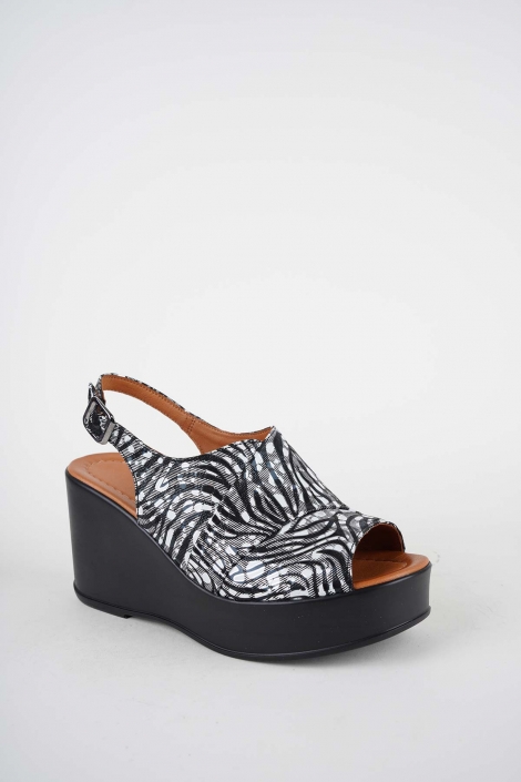 Hakiki Deri Siyah Desen Kadın Dolgu Topuklu Sandalet 261229511