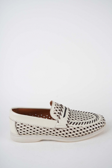 Hakiki Deri Bej Kadın Makosen Ayakkabı 261507Z102