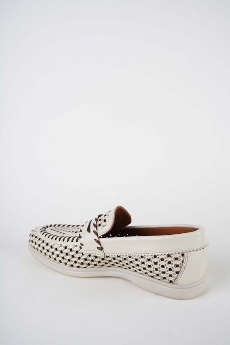 Hakiki Deri Bej Kadın Makosen Ayakkabı 261507Z102